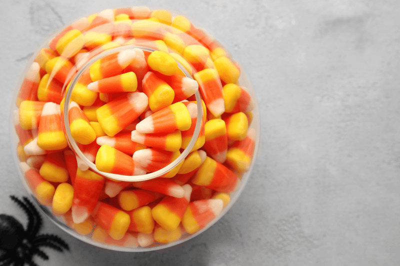 13 Halloween Ideas to Impress Candy Vase Image