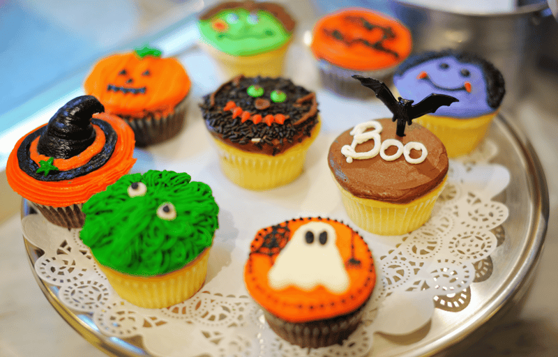 13 Halloween Ideas to Impress Cupcakes Image